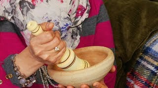 The Traditional Use of the Zibdiya—Mortar and Pestle— in Palestinian Home Cooking