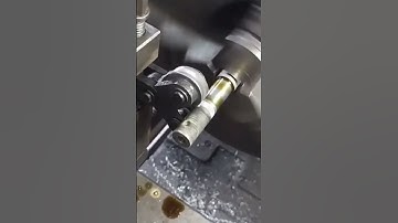 knurling tools on manual lathe #lathe #tools #shorts