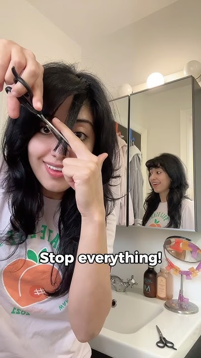 this-is-your-sign-to-not-cut-your-bangs-share-your-bangs-horror