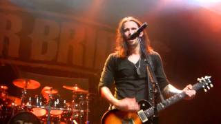 Alter Bridge - Down to my last HD - Strasbourg 2.11.11 chords