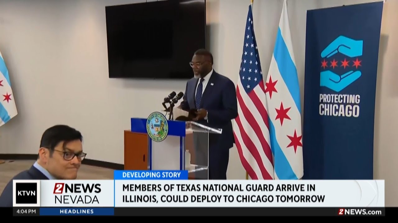 Texas National Guard troops arrive near Chicago - YouTube