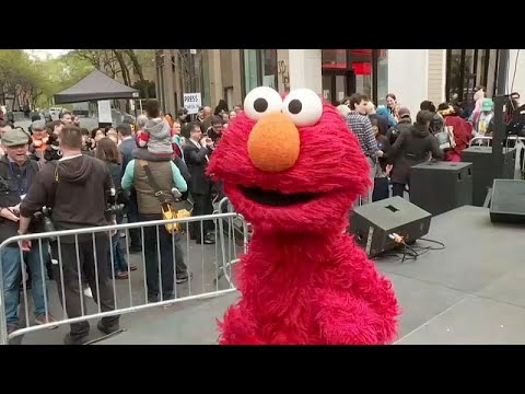 Vídeo: Una Esquina De La Calle En La Ciudad De Nueva York Se Llama Sesame Street