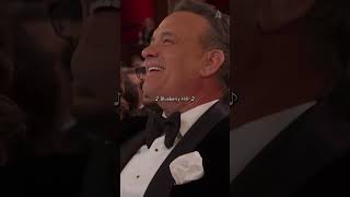Billie Eilish Reacts to Kristen Wiig and Maya Rudolph Sing at the Oscars screenshot 1