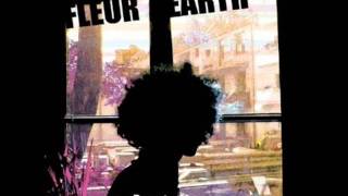 Fleur Earth - Black Maki