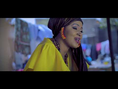 Bintou Soumbounou (BBS)_ Tounkarake  (clip officiel)