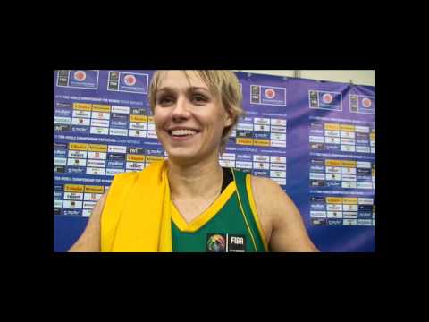 Erin Phillips Photo 23