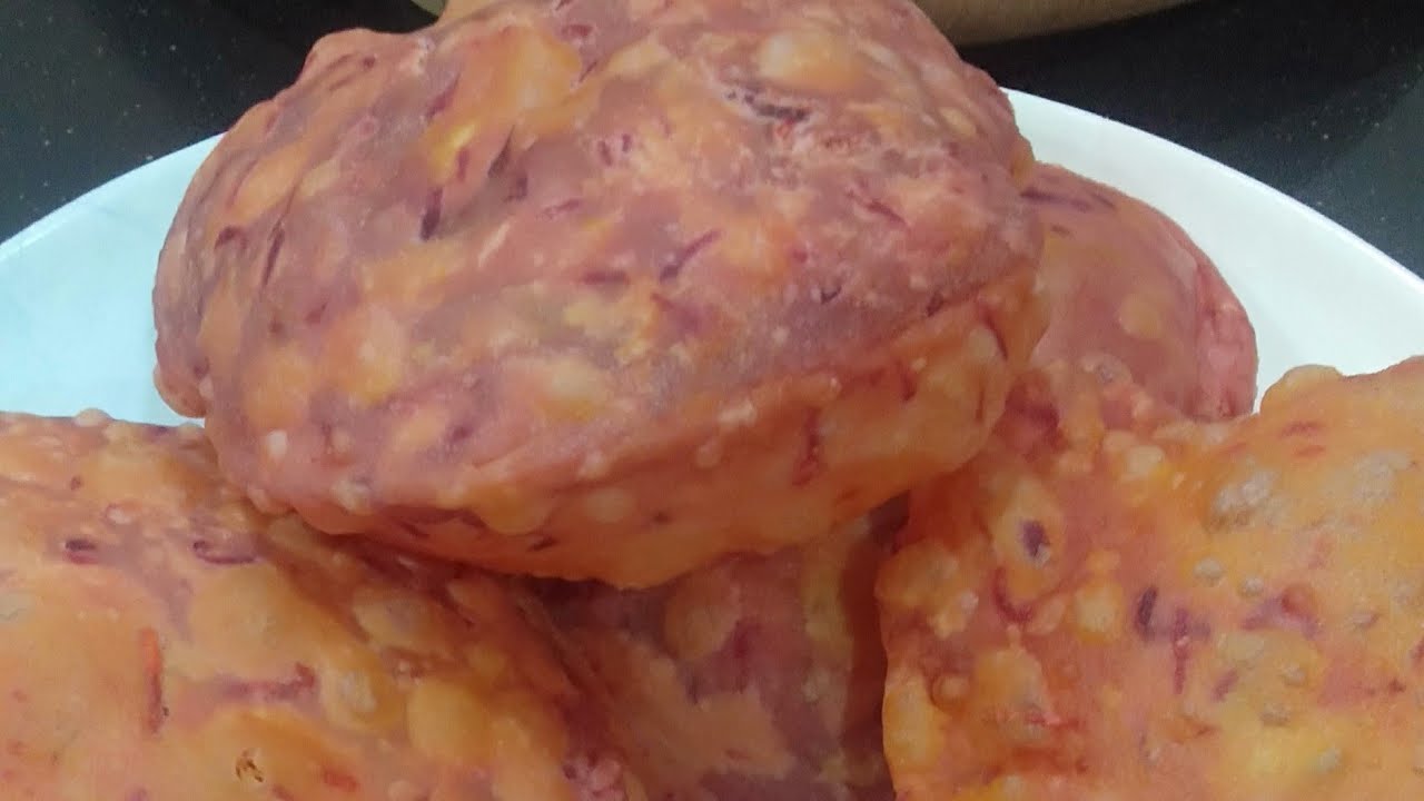Beetroot masala poori.