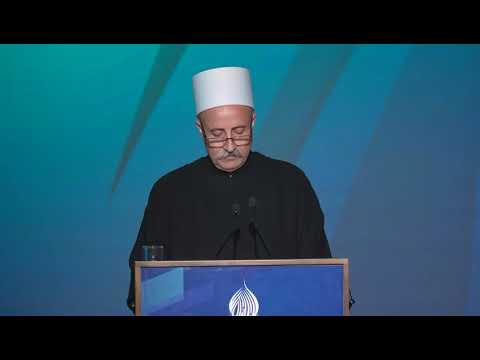 كلمة الشيخ قاسم بدر في الجلسه السنويه للطائفة الاسلاميه الاحمديه الكريمه