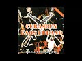 Capture de la vidéo Curasbun split kaos urbano - ala salud de los muertos 2004