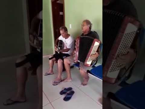 O menagem a joao pinheiro mg. Zanato e zanito.