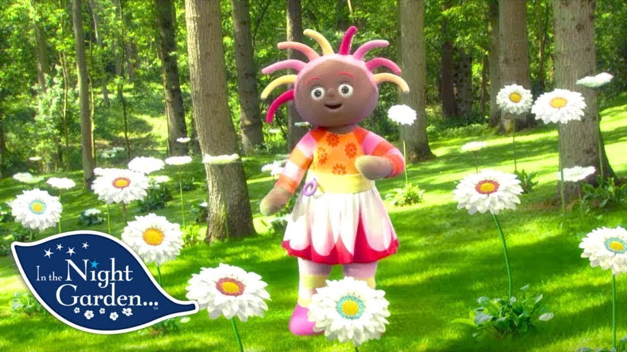 Upsy Daisy Dances Round The Garden | In the Night Garden | Videos for Kids | WildBrain Little Ones