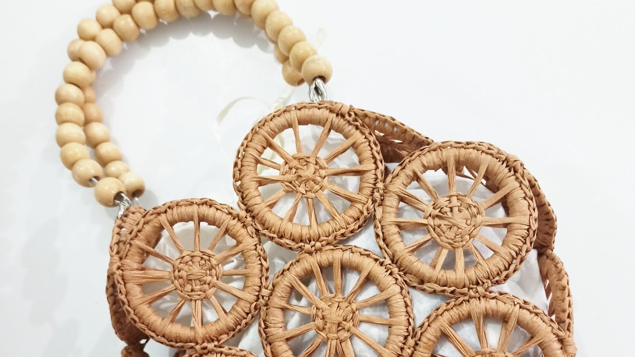 çok şık, çok tarz, kağıt rafya ipten çanta yapımı. plastik halkadan çanta yapımı