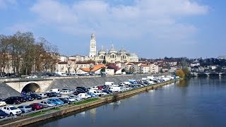 Guía / Ruta  por PÉRIGUEUX. Turismo y viajes Aquitania, Francia / France city tour visit ville