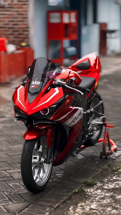 CINEMATIC R25 MERAH KEREN BANGET🥺SEMOGA BESOK KEBELI MOTOR INI YAALLAH🤲#cinematic #r25 #yamaha #fyp
