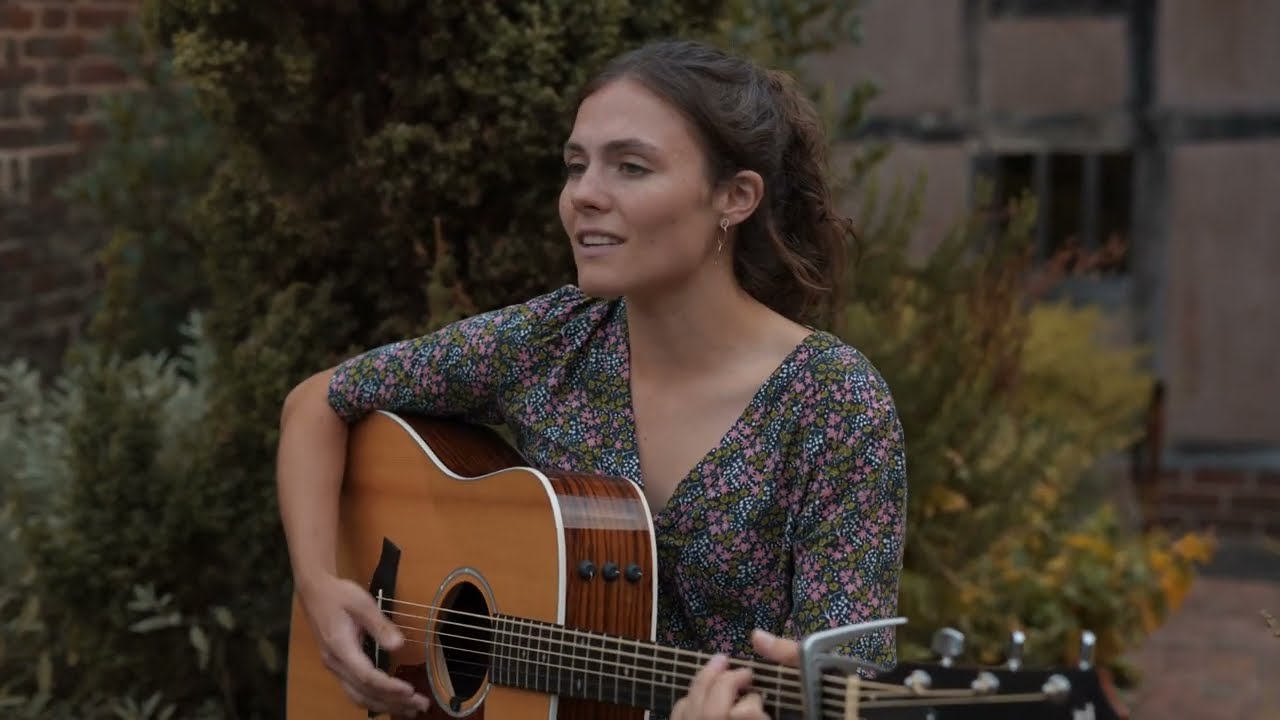 Assista a Waking Up To Stone - Ellie Gowers no YouTube Assista a Waking Up To Stone - Ellie Gowers no YouTube