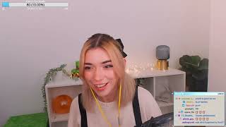 reading the messiest of the messy aita's ever! - just chatting :) (24 May 2022, Shubble VOD)
