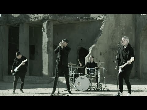 The Amity Affliction - Drag The Lake [OFFICIAL VIDEO]