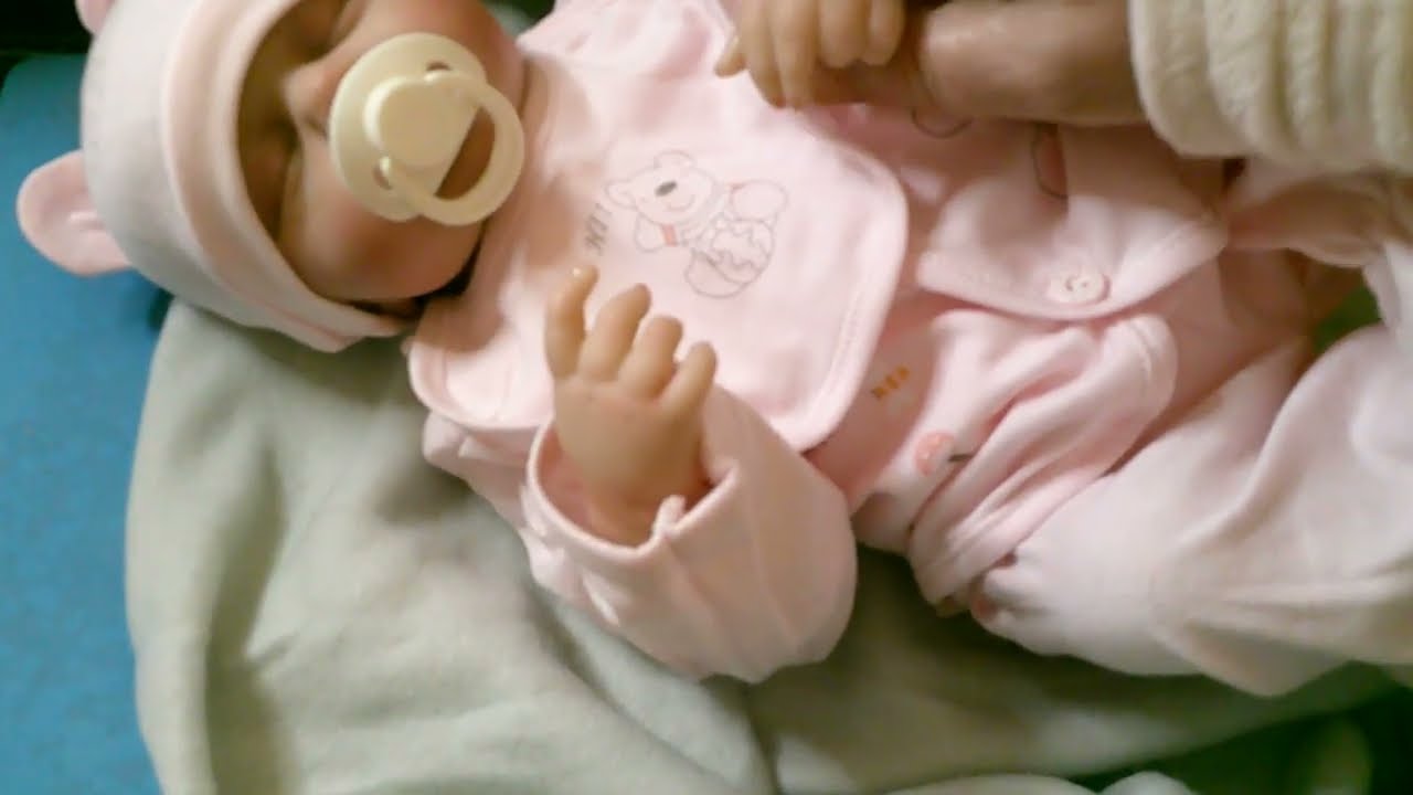 Meet Tanya my premature baby and clothes