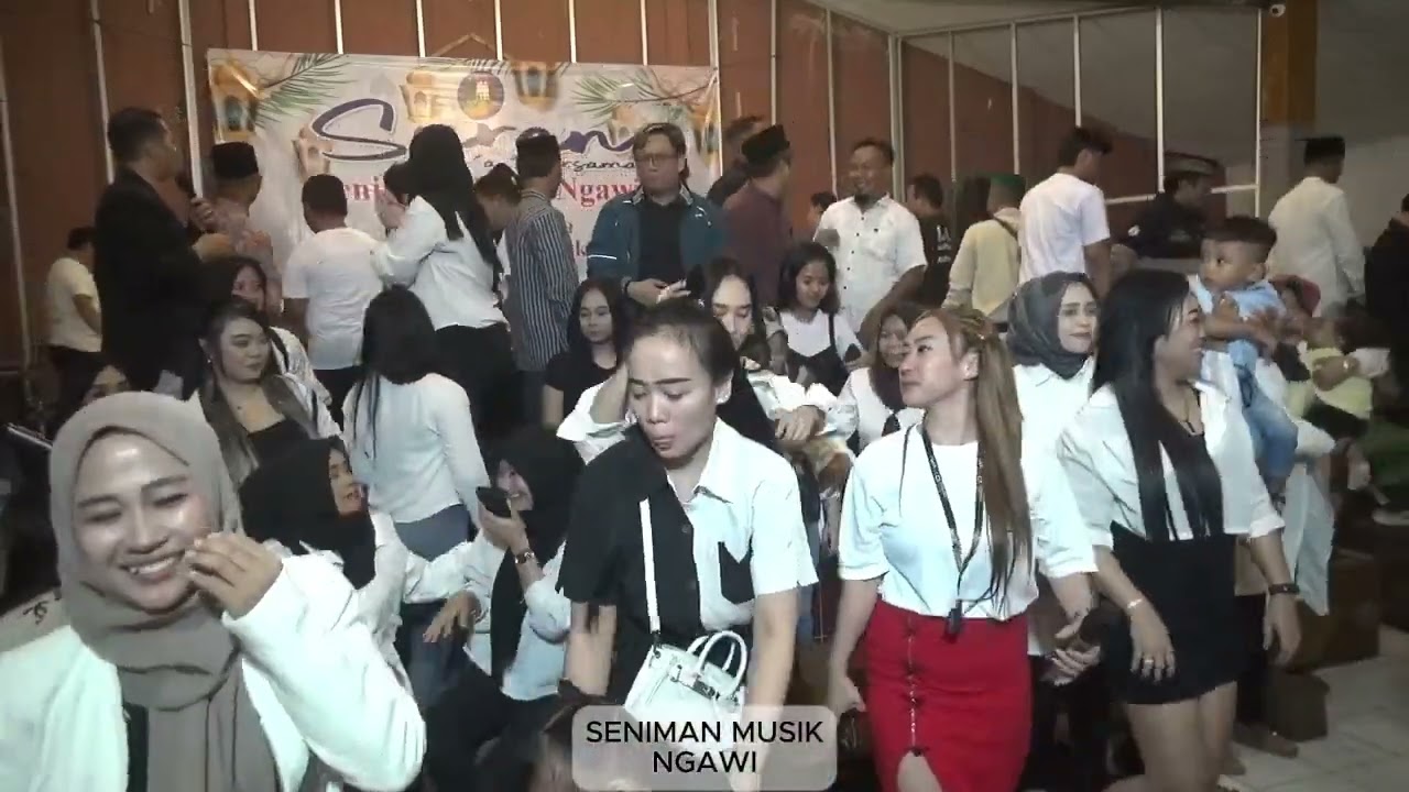 Seniman musik Ngawi suran