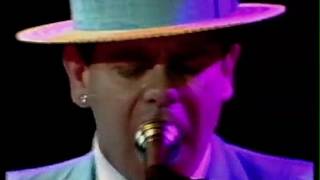 Elton John - Teacher I Need You (Live in Sydney, Australia 1984) HD chords