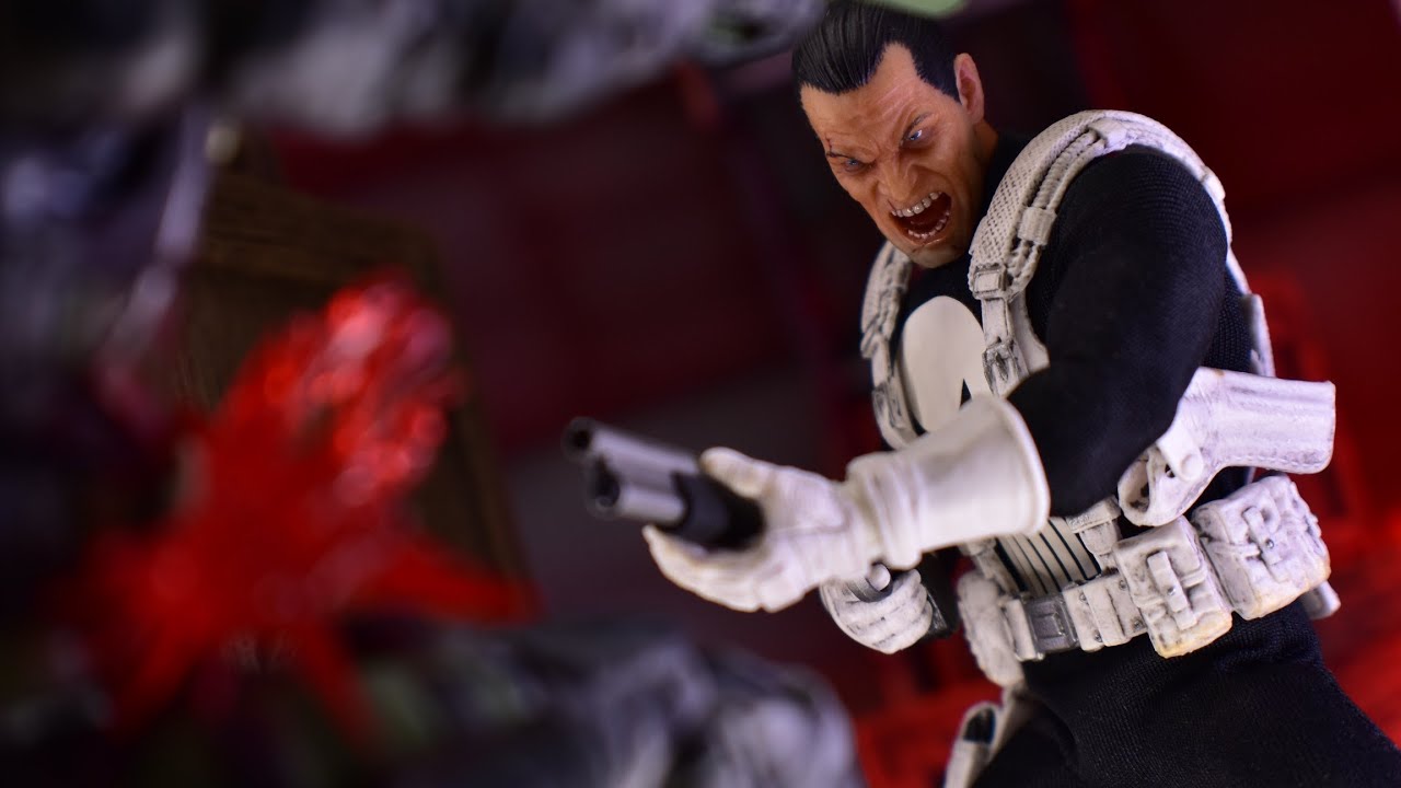 MEZCO ONE12 パニッシャー メズコ Mezco One:12 Collective Classic Punisher - YouTube