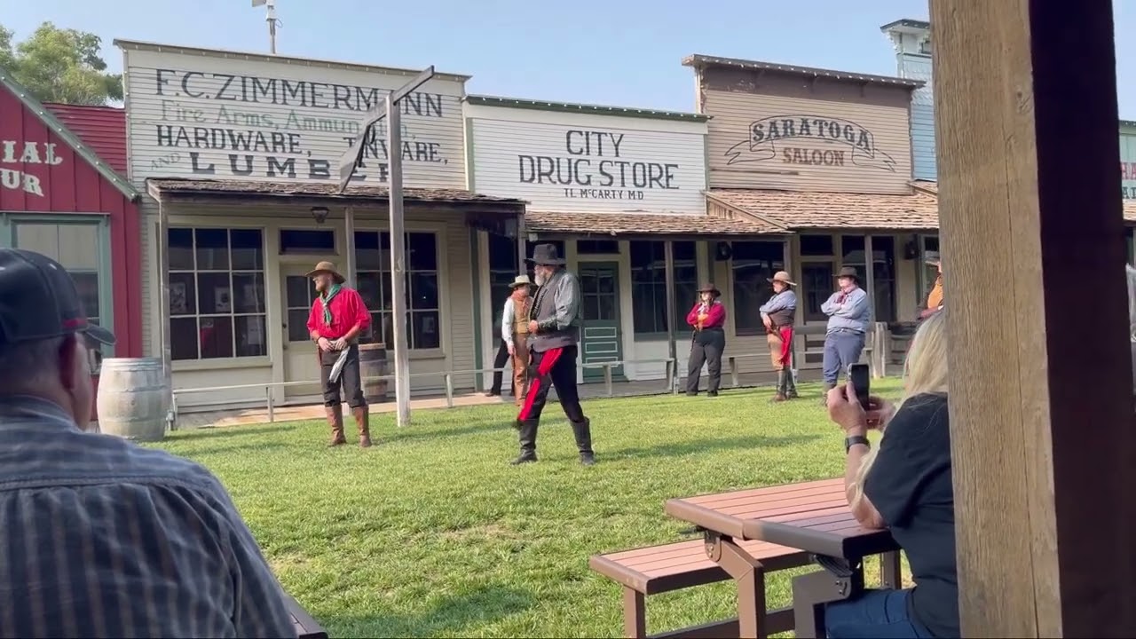 6 00 PM Gunfight   Dodge City, Kansas mp4