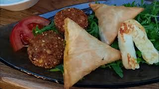 VISIT TO KERVAN | RESTAURANT VISIT | MAZEEDAR KHANA AT KERVAN RESTAURANT | BEST TURKISH FOOD screenshot 3