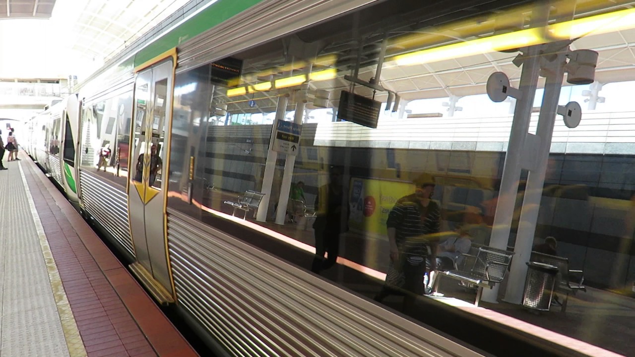Train 5092 Arriving in Joondalup Station YouTube