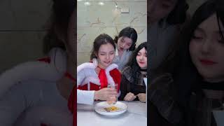 How Can I Take Out An Orange Without Touching The Cup? Resimi