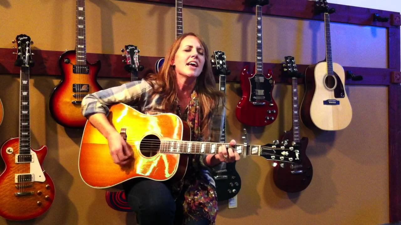 Gibson Austin Backroom Bootleg Sessions - Jamie Wilson - Little Sweet Cigars