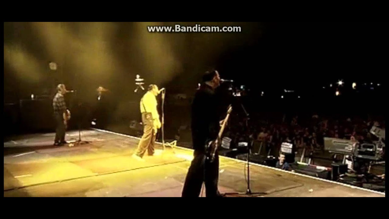 Far Behind by Social Distortion @ Area 4 Festival 2012