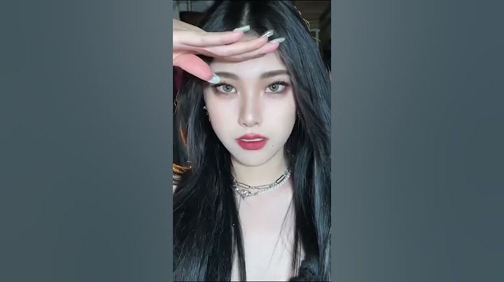 코첼라 카리나 커버 메이크업