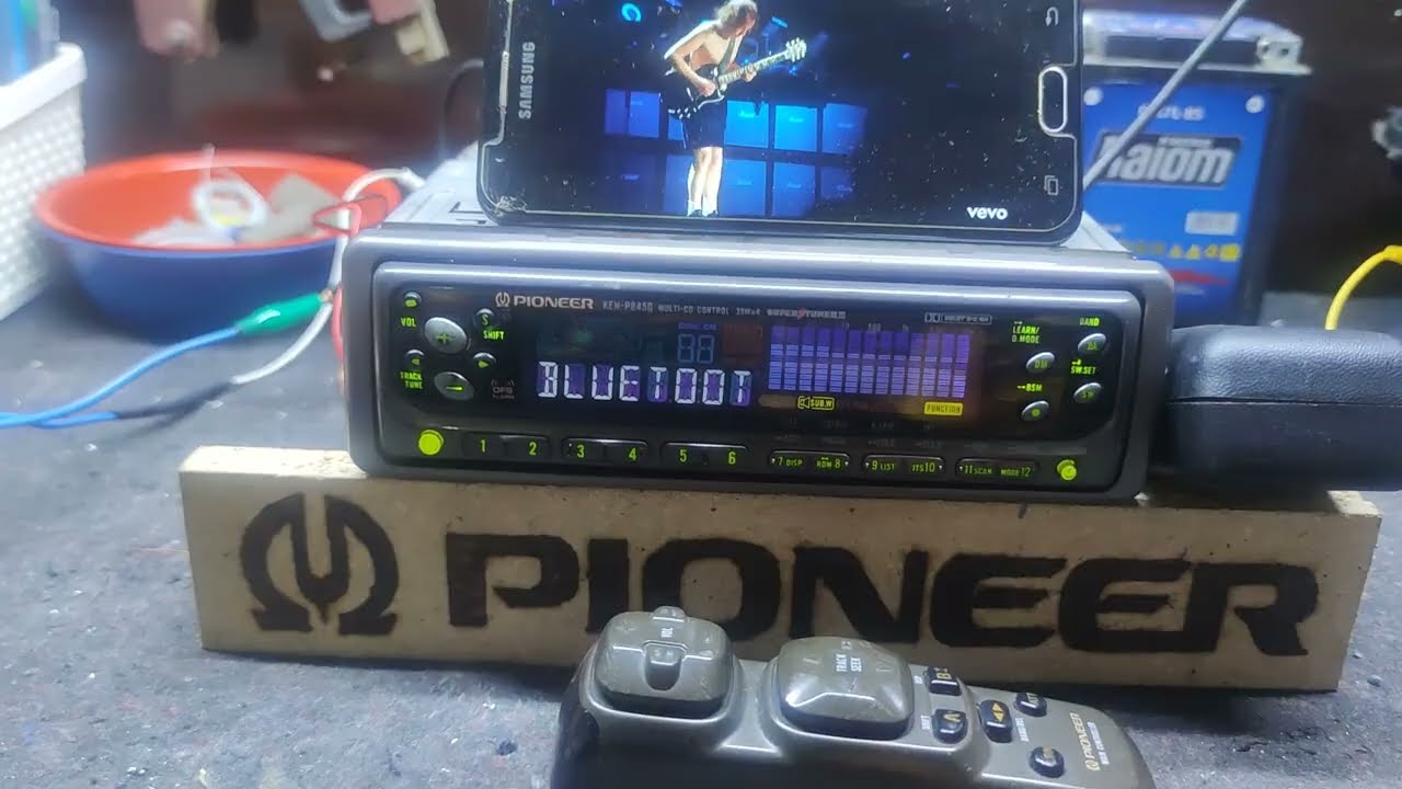 Pioneer KEH P8450 - YouTube