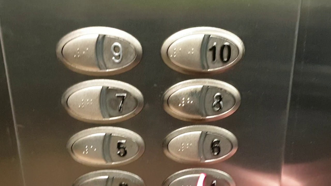 2010 Orona Lifts @ Holiday Inn Express in Manchester Oxford road