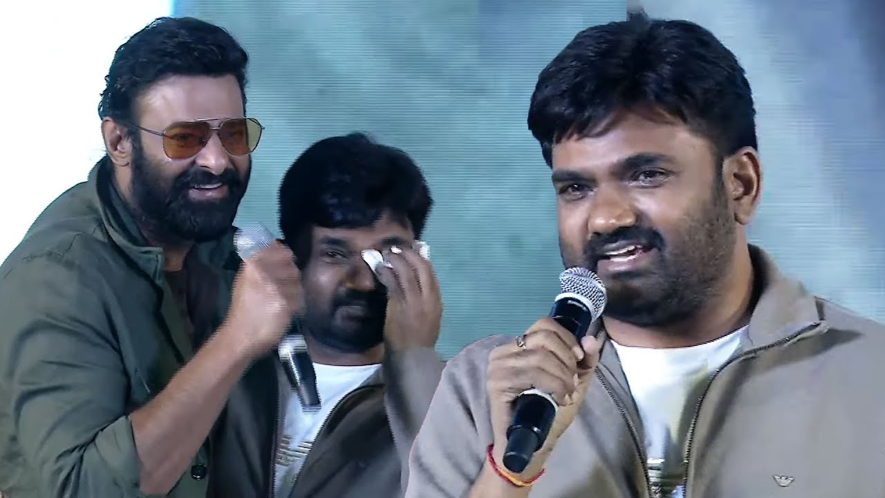 Director Maruthi Very Emotional Speech, Prabhas Hugs ❤️ | 