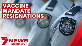 Queensland Police officers begin quitting service over COVID vaccine mandate | 7NEWS