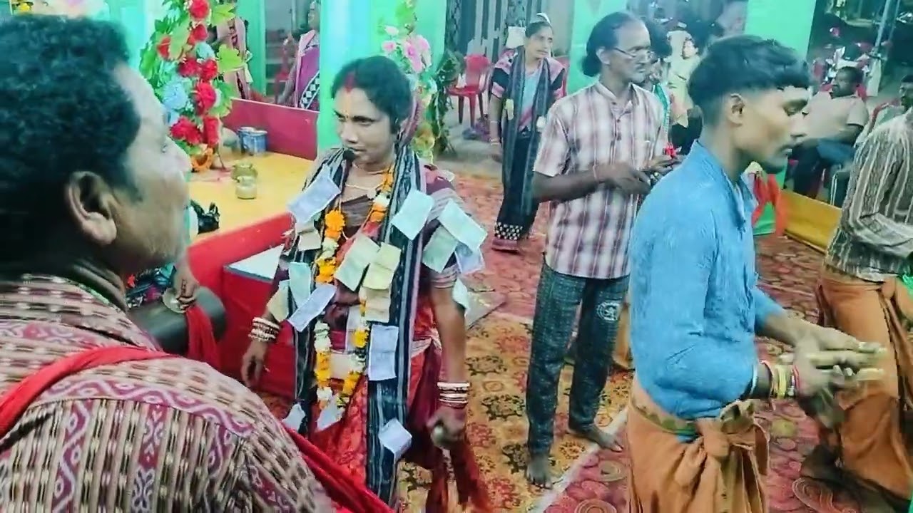 ଦେଷଣ୍ଢ ମହିଳା କିର୍ତନ।। କେରି କେରି ସୁନା ଦୁବ ଲୋ ସଜନୀ.... jyotsnamayi naik