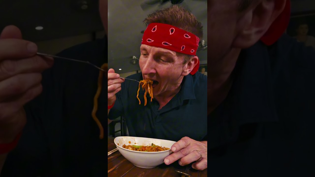 The ULTIMATE Thai Noodle Tour!!