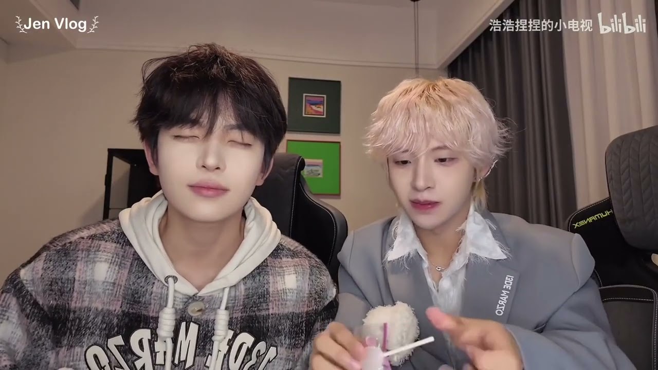 [Гей/BL] Сладкий челлендж поцелуев с прекрасной парой Хаохао и Ниени - Часть 1