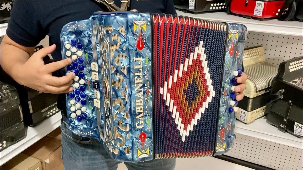 Acordeón Gabbanelli de 5 registros tono de Fa YouTube