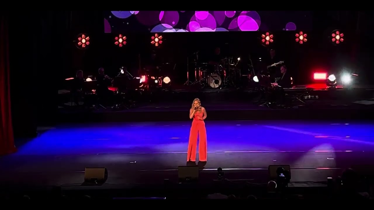 Kinga Wołoszyn - Bez Szans ( CARPATHIA FESTIVAL)