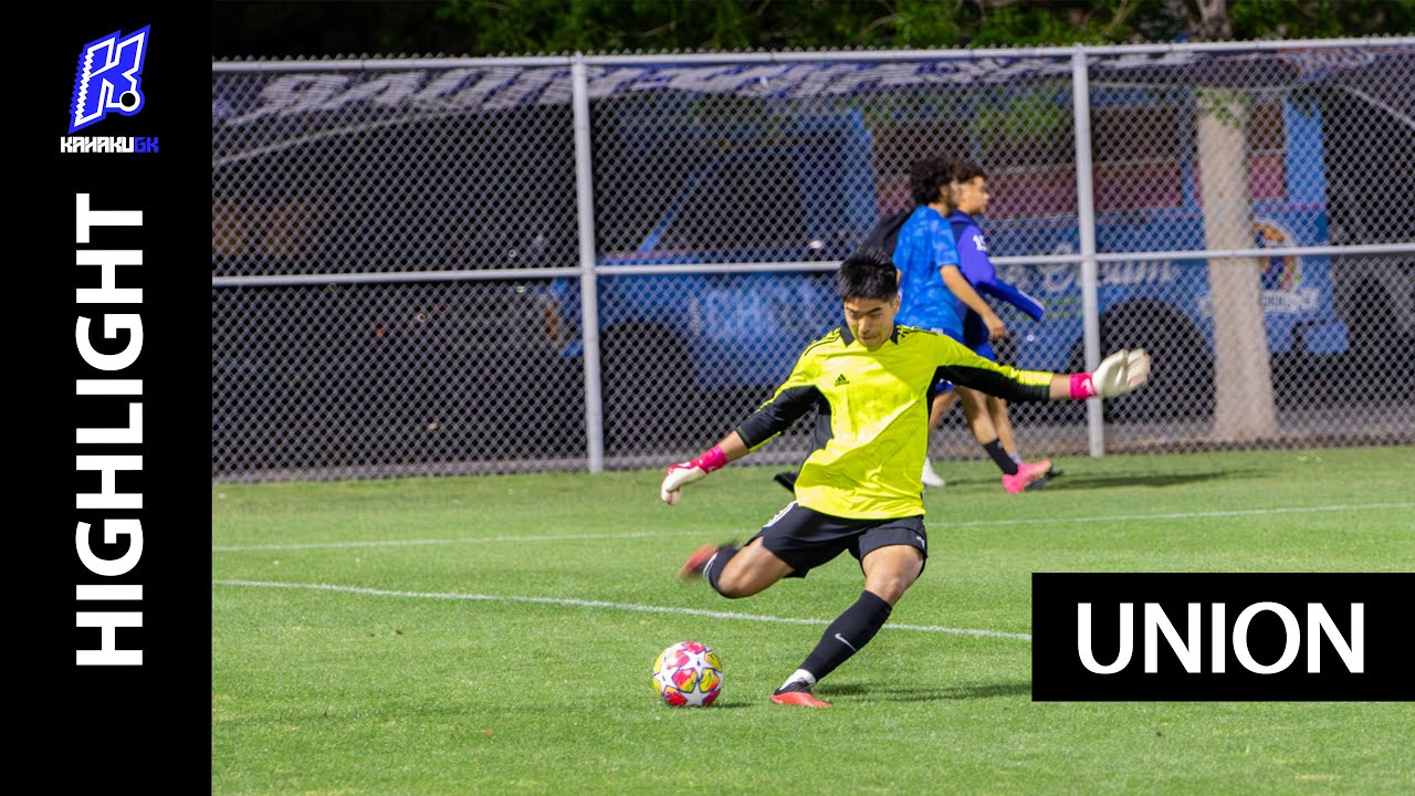 Видеообзор матча по студенческому футболу, показательный матч на футбольном поле Union Soccer Fie...