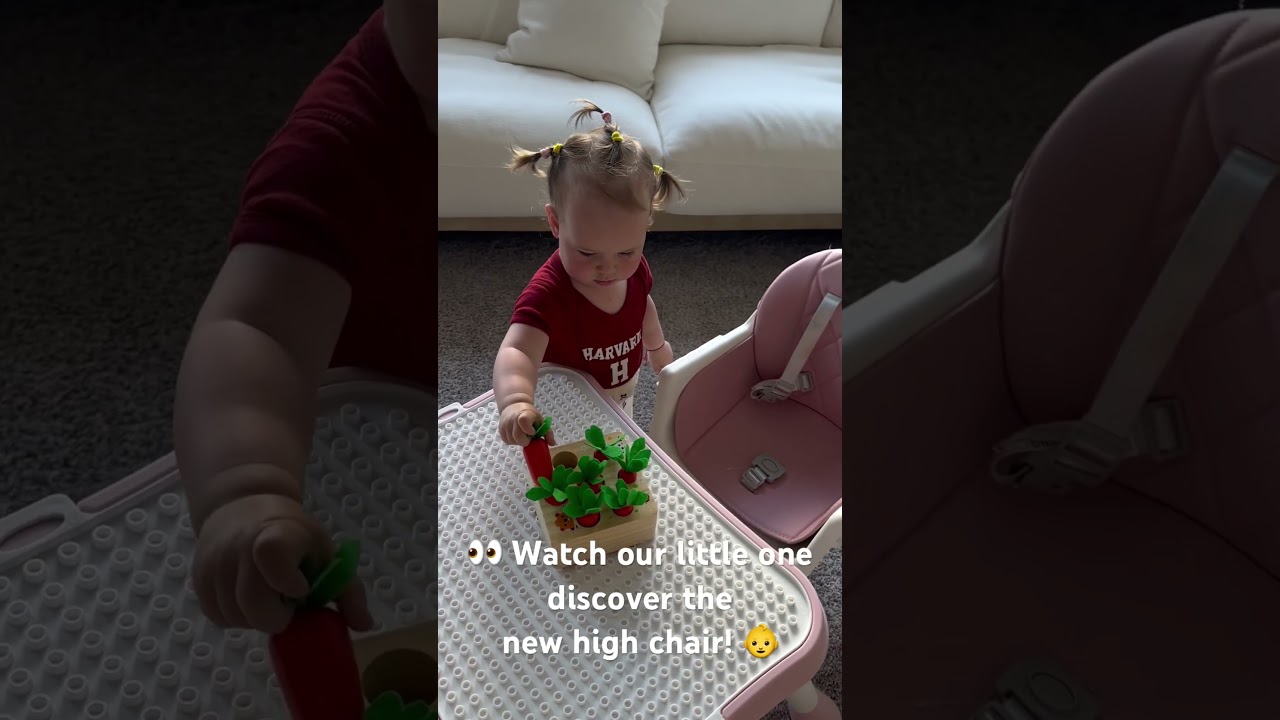 👶 Watch our little one discover the new UNISWAN baby high chair! Perfect for meal times and more. ✨