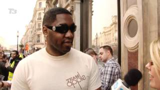 Famous Apple iPad 2: UK launch Net Worth