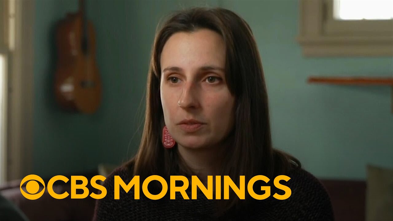 Woman following ICE agents in Minnesota recalls being detained - YouTube