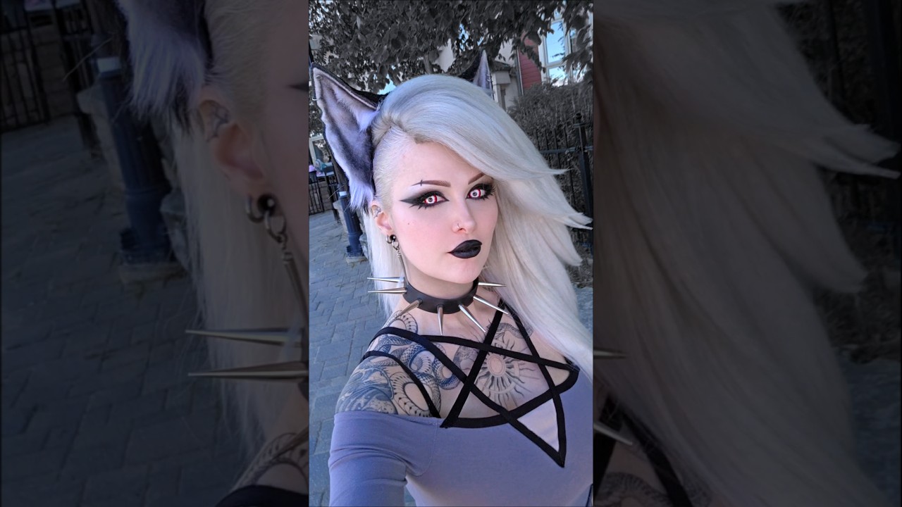 I wore my Loona cosplay again 🖤🐺 #helluvaboss #loona #cosplay #loonatic