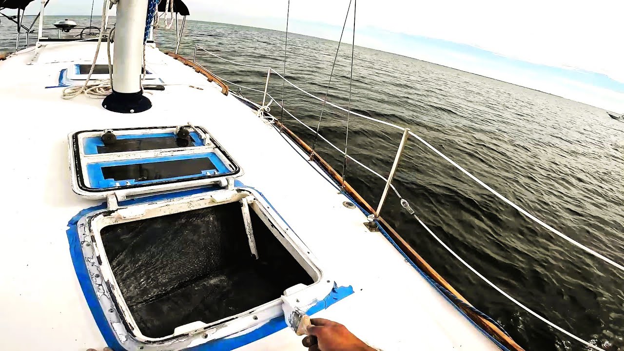 Sailboat maintenance (painting hatches and helm) Ep.13