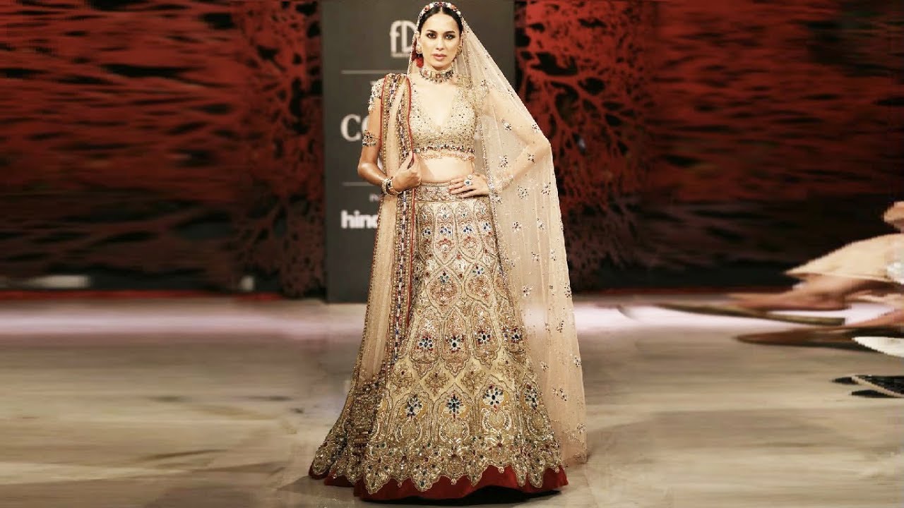 Tarun Tahiliani | India Couture Week 2019