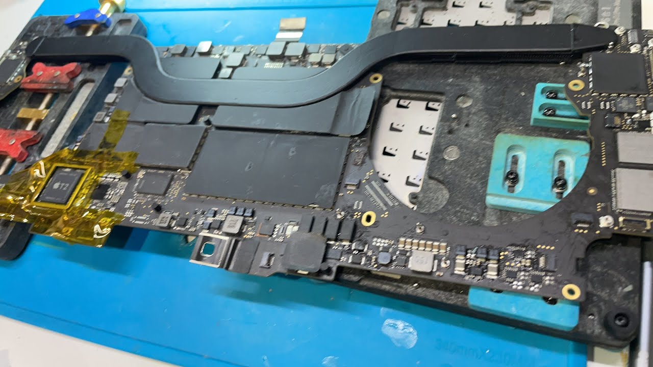 Macbook Pro 2019年末 16GB,512GB SSD故障 MacBook Pro 2019 16inch SSD/NANDデータ復旧修理 - YouTube