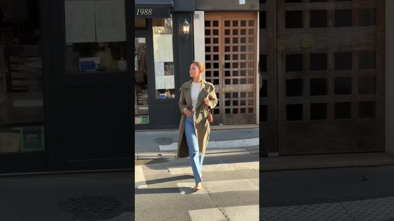 Ready for fall in the city with @maria.calvet